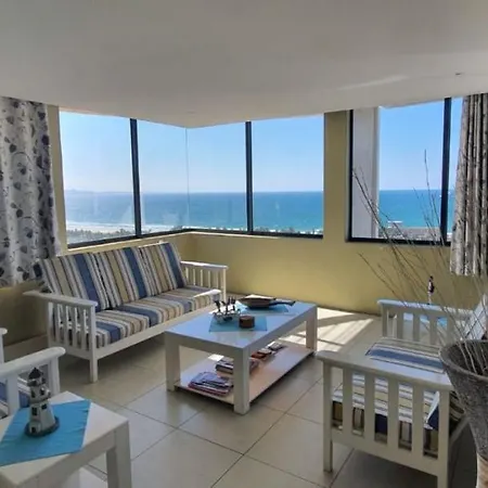 Accommodation Front - Tastefully Furnished 6 Sleeper With Ocean Views Durban Exterior foto