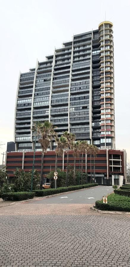 Front - Tastefully Furnished 6 Sleeper With Ocean Views *