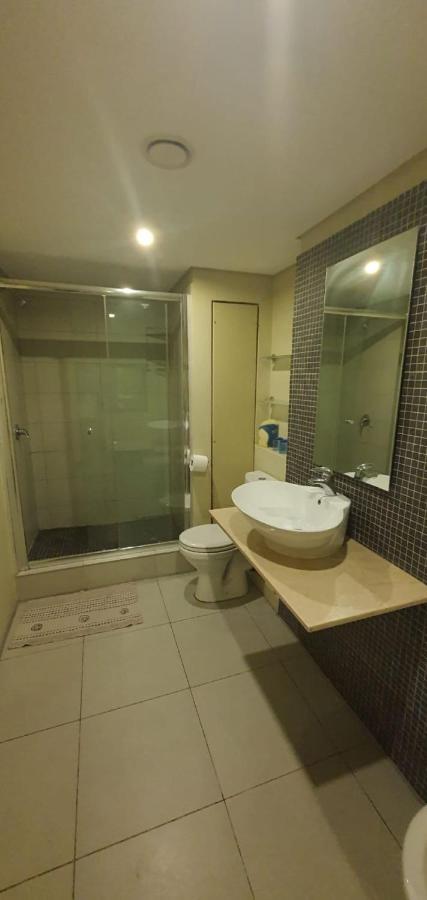 Apartment Front - Tastefully Furnished 6 Sleeper With Ocean Views Durban
